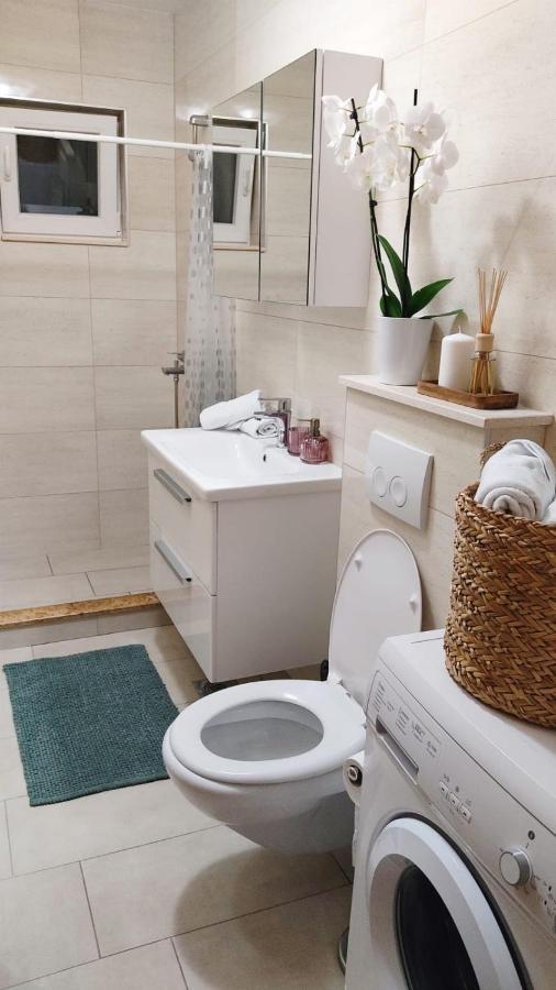 Apartment Frana Delux Kremena Bagian luar foto